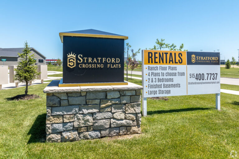 stratford-crossing-flats-townhomes-waukee-ia-building-photo (3)