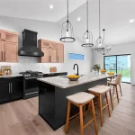 140 NW Crabtree Lane_10